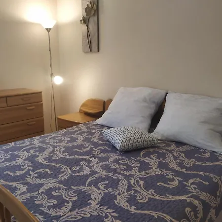 Mercedes Apartman Se 2 Loznici 아파트 마리안스케 라즈네