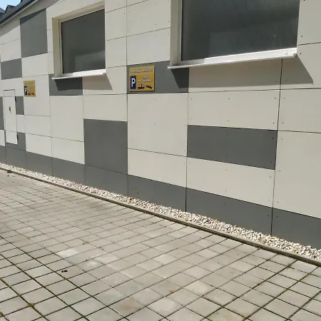 Mercedes Apartman Se 2 Loznici * 마리안스케 라즈네