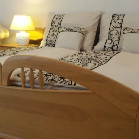 Mercedes Apartman Se 2 Loznici 아파트